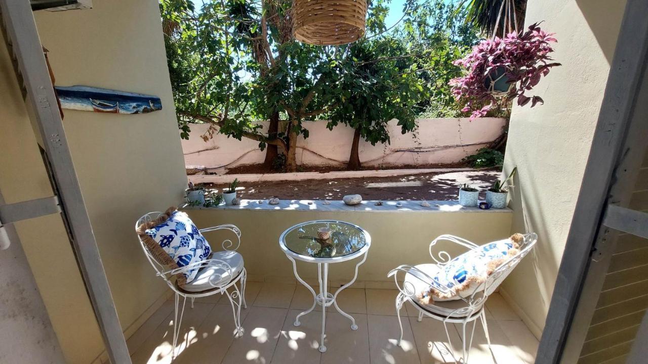 Nias Studio Apartamento Perama  Exterior foto